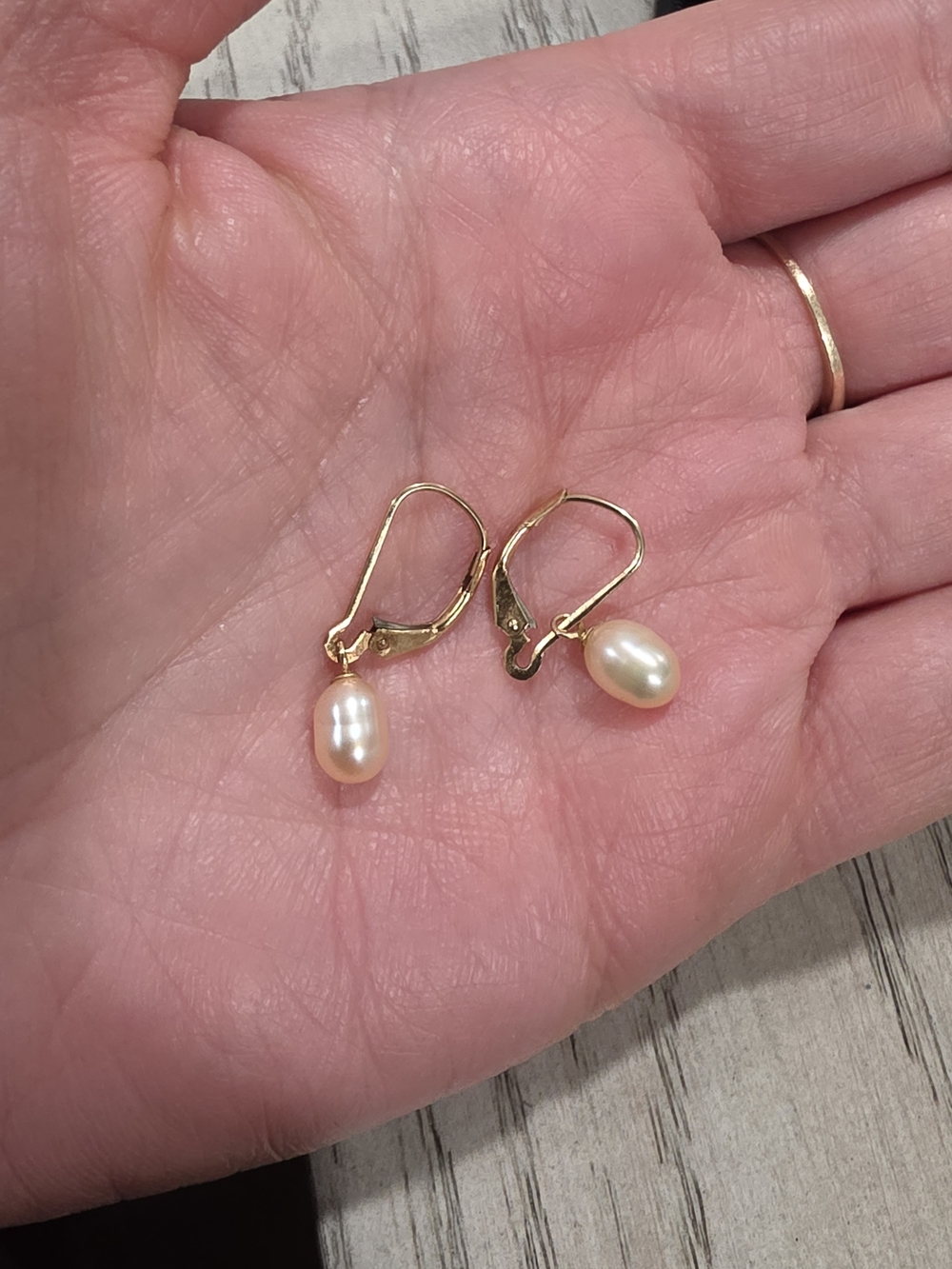 Gold Leverback Pearl Drop Earrings - Pink Pearls